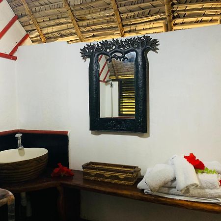 Analatsara Eco Lodge Ile aux Nattes Экстерьер фото